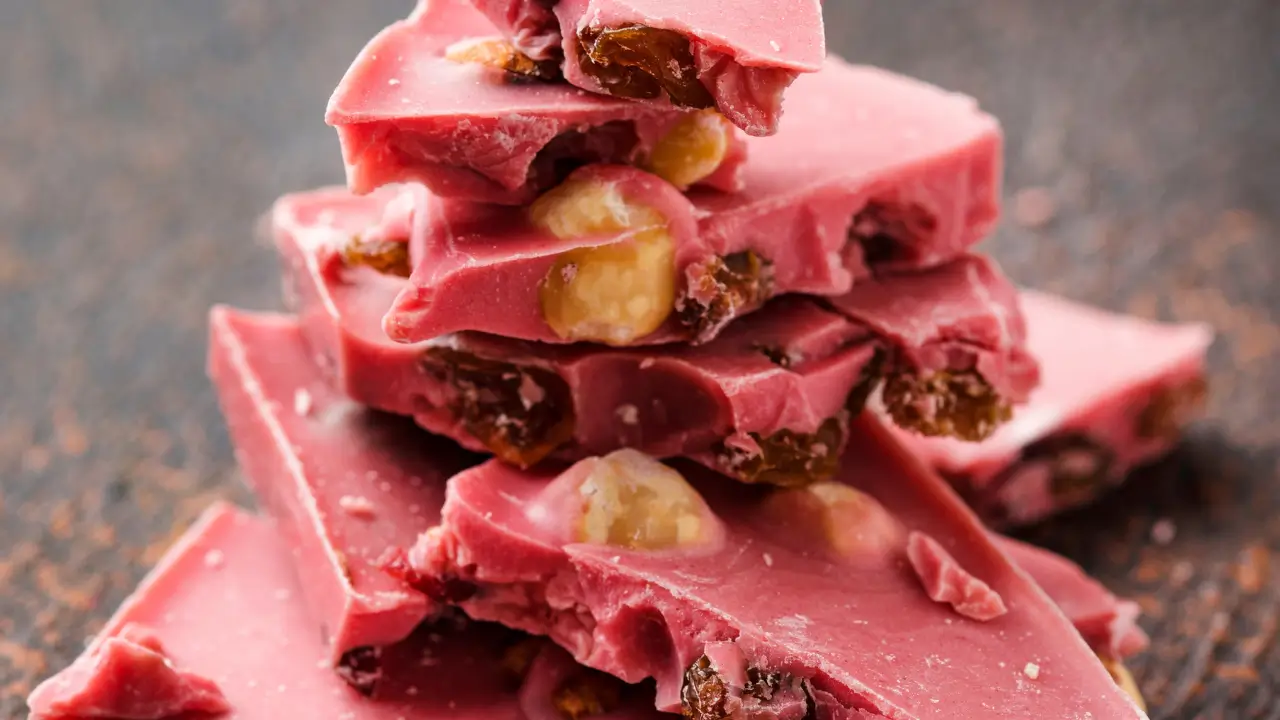 Como é feito o chocolate rosa
