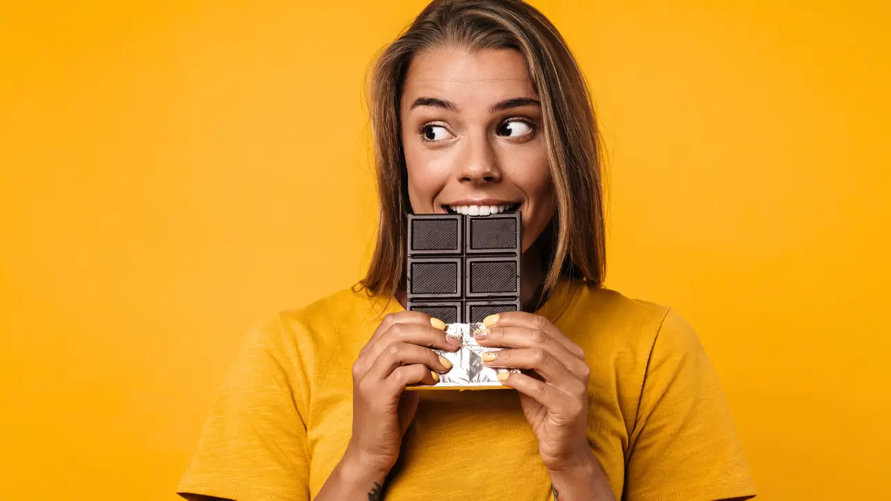 ler o rótulo e escolher chocolate com mais cacau